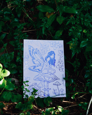 Illustration of a fairy on a mushroom in the forrest